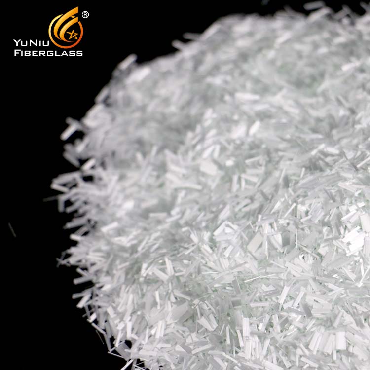 Proveedor de China Hilo cortado de fibra de vidrio resistente a los álcalis de 4,5 mm para PP/PA/PBT