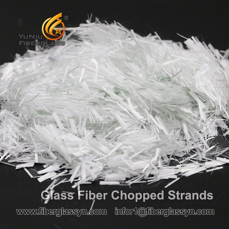 Productos de fibra de vidrio cortados de alta calidad / hilos cortados de fibra de vidrio de hormigón
