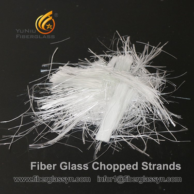 La fibra de vidrio del diámetro 7-9um tajó los hilos para la estera de la aguja