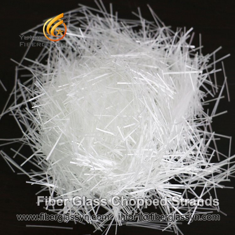 Hebras cortadas de fibra de vidrio AR a prueba de álcalis ZrO2 16.5% para GRC