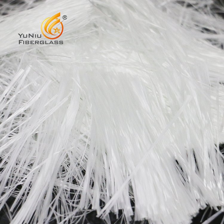 Hilos cortados de fibra de vidrio E de alta calidad para materia prima de estera de aguja
